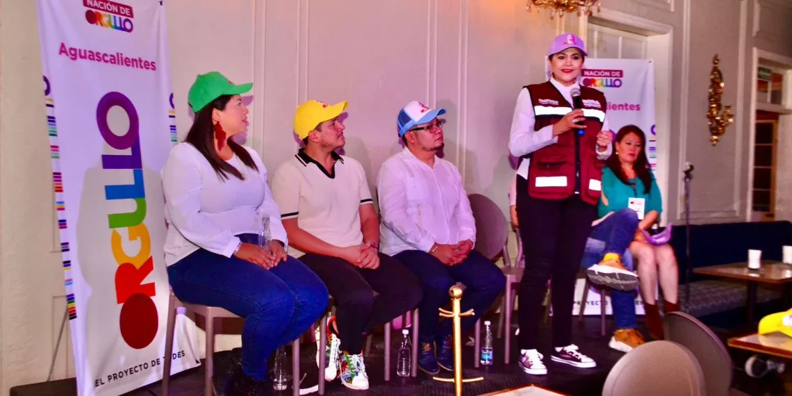 Se reúne Nora Ruvalcaba con colectivo de la comunidad LGBTIQA+