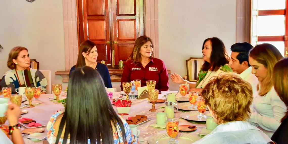 Se reúne Nora Ruvalcaba con mujeres empresarias