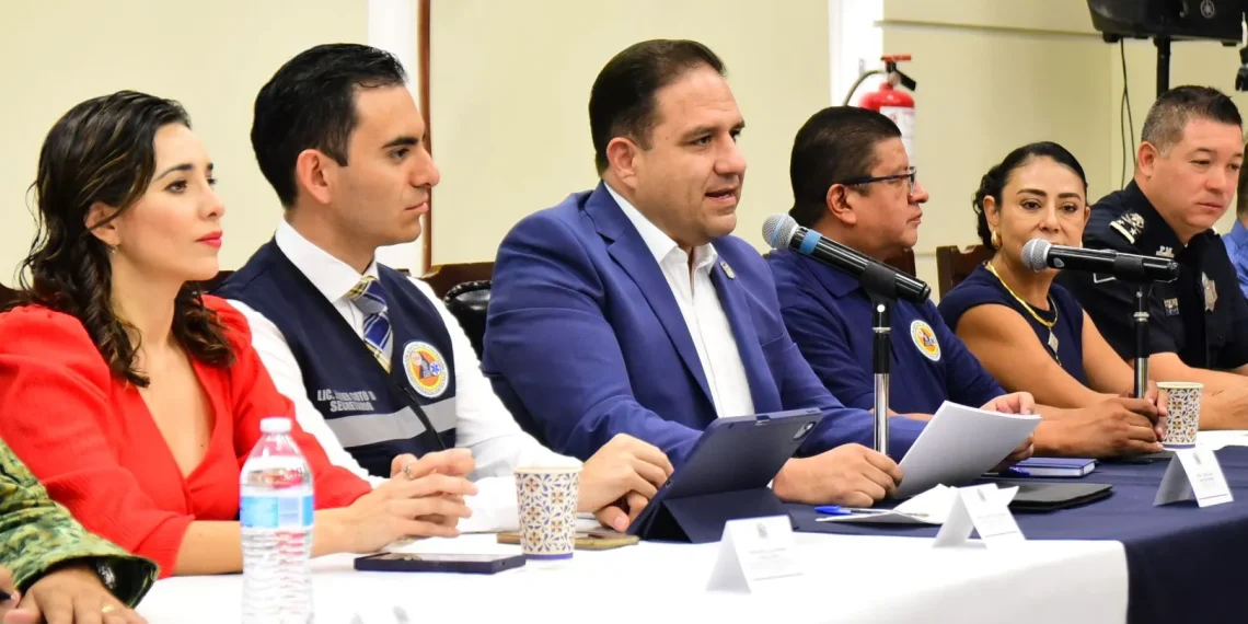 Presentan plan de contingencias por temporada de lluvias y huracanes