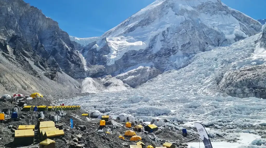 Escaladores Everest