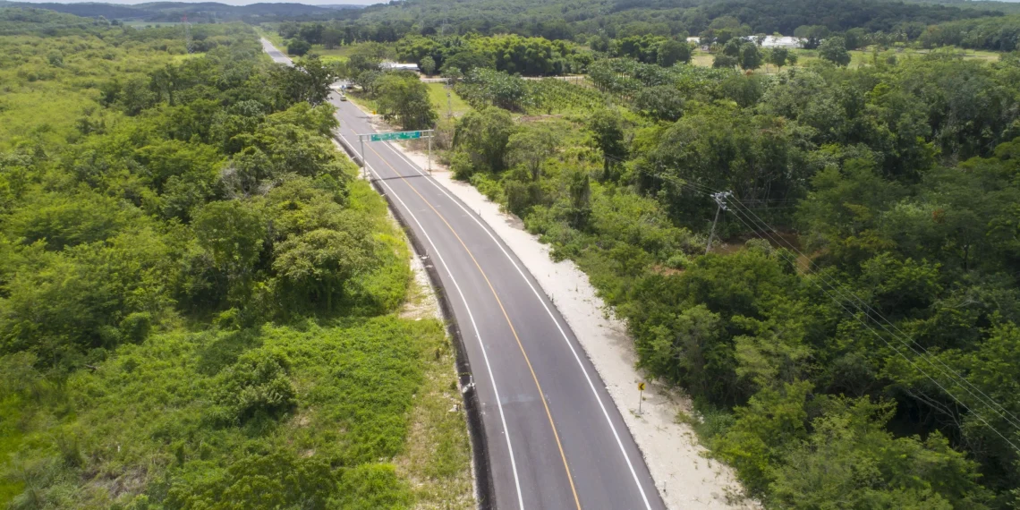 Carreteras están en “muy malas” condiciones: CANACAR