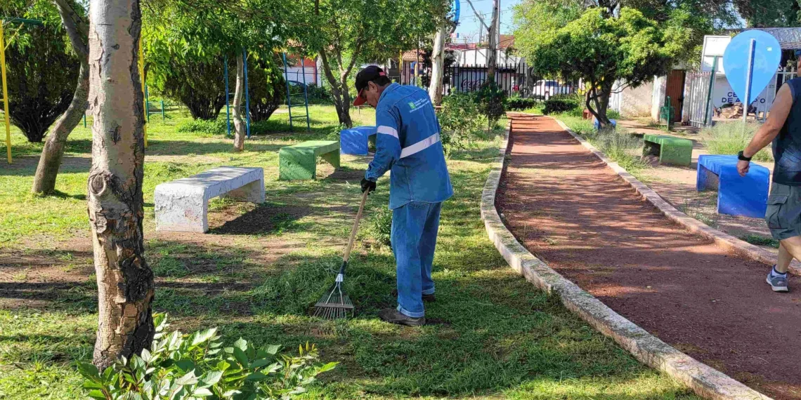 Licitarán mantenimiento de parques y jardines a empresas privadas