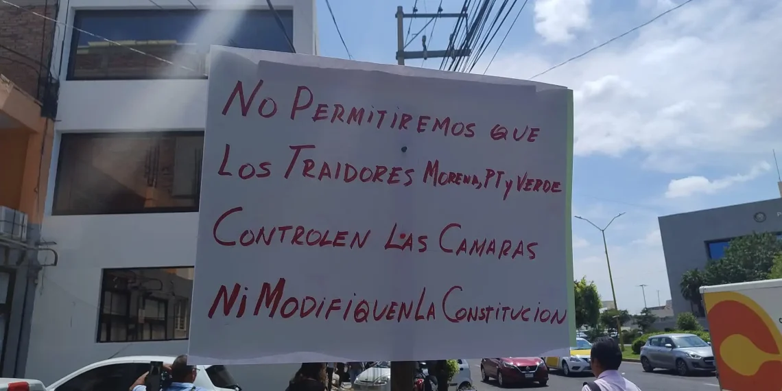 Piden al INE impedir sobrerrepresentación en favor de Morena