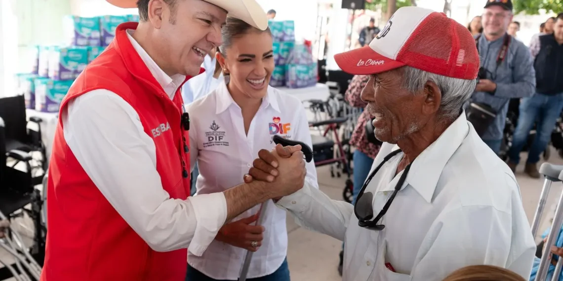 Entregan apoyos para la gente de Simón Bolívar, el corazón del semidesierto