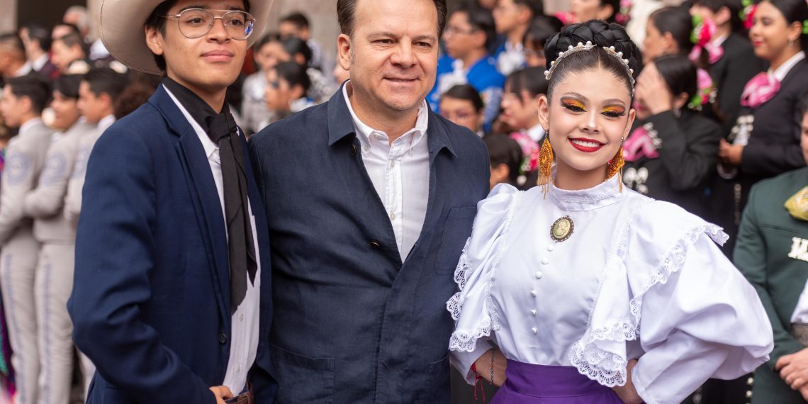 Regresan callejoneadas a Durango