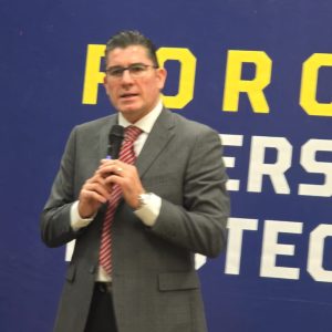 Edgardo Flores foro de seguridad empresarial