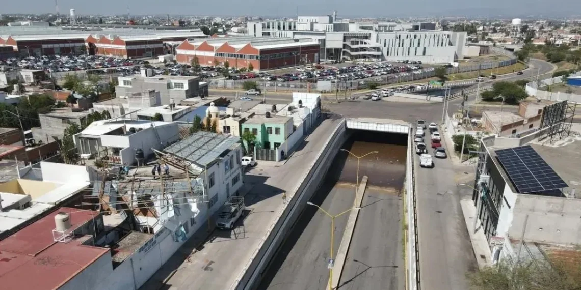 Repararán par vial de Gabriela Mistral… hasta que pasen las lluvias