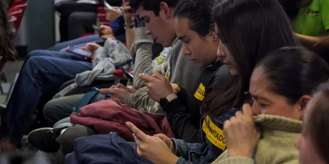 Jóvenes construyendo futuro