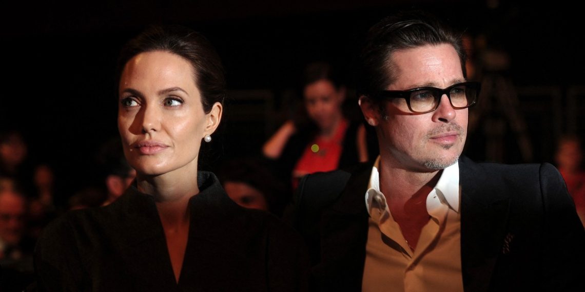 Brad Pitt y Angelina Jolie firman divorcio