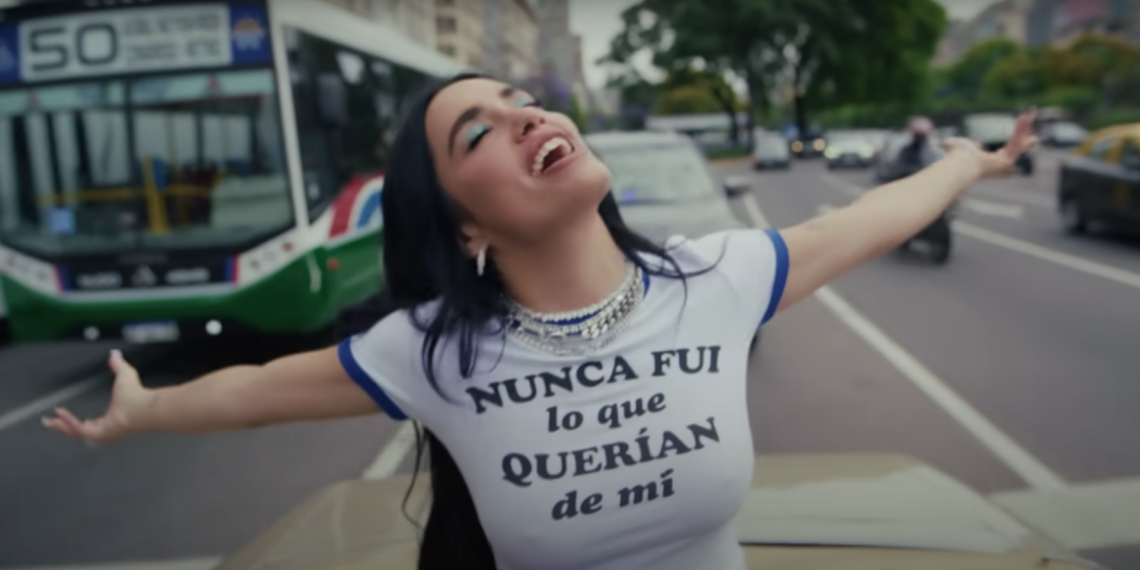 Lali enfrenta a Spotify y los seguidores de Milei