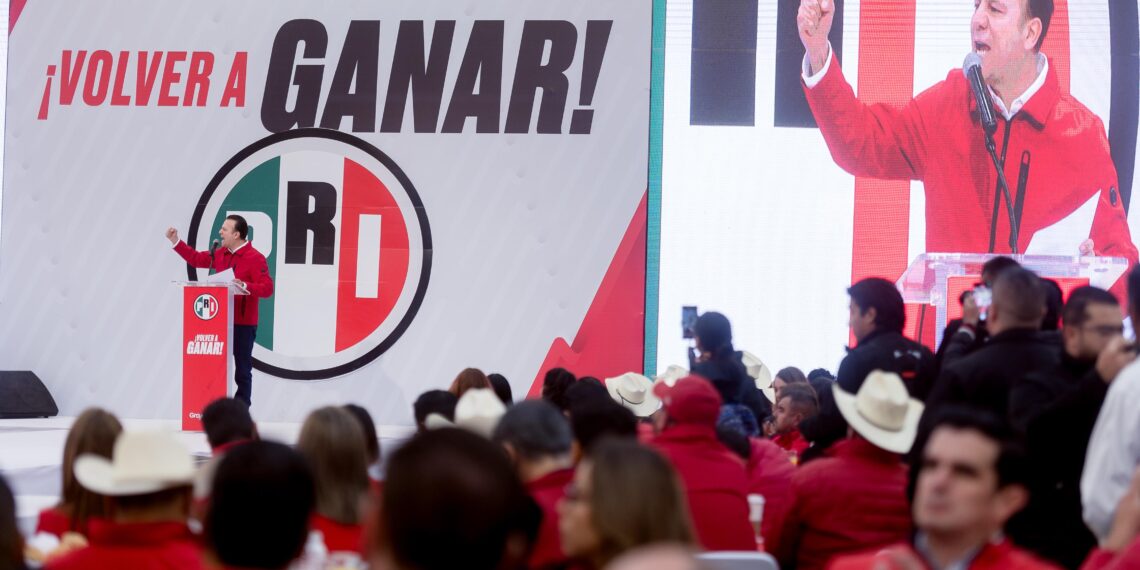 “Volveremos a ganar” dice Esteban Villegas ante militantes del PRI en Durango