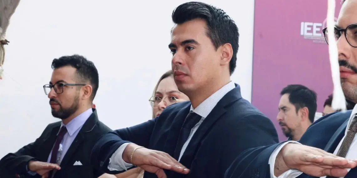 Fiscal electoral continuará en su cargo mientras participa en elección judicial