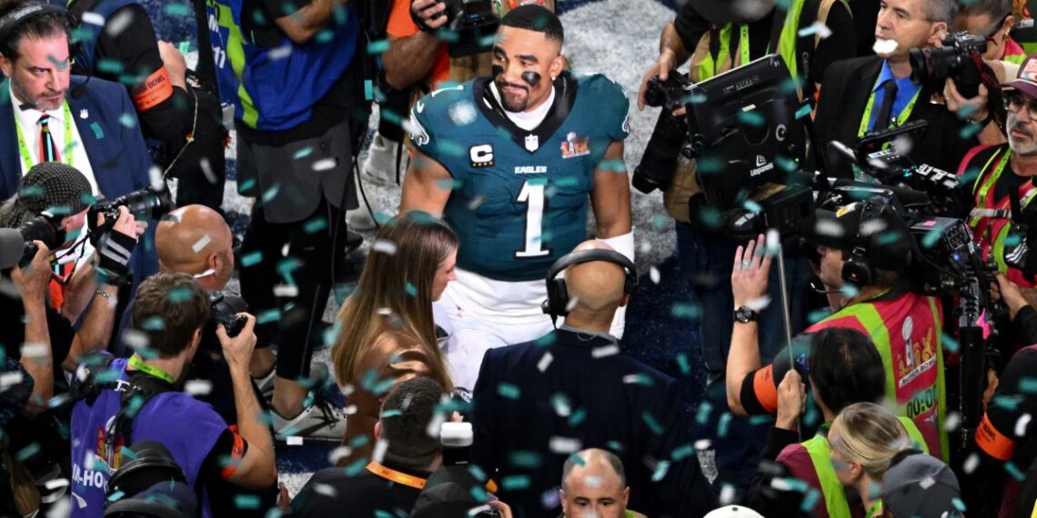 Jalen Hurts, de las águilas de Filadelfia. (Photo by Chandan Khanna / AFP)
