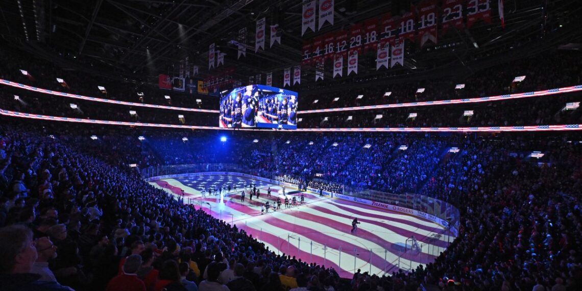 El duelo de la NHL 4 Nations Face-Off en Montreal expuso las rispidez en la relación de Canadá con Estados Unidos. (Photo by Minas Panagiotakis / GETTY IMAGES NORTH AMERICA / Getty Images via AFP)
