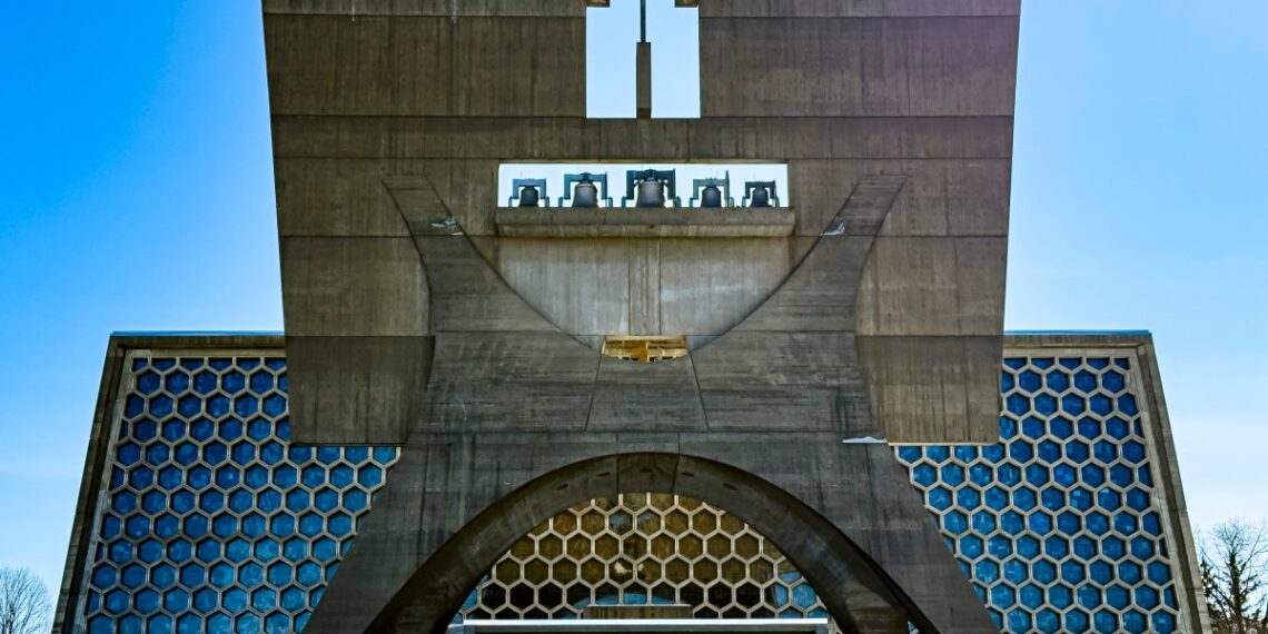 La iglesia de la Abadía de San Juan. (Photo by Kerem YUCEL / AFP)