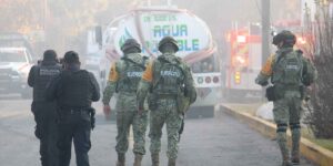 Sofocan impresionante incendio de recicladora en Chachapa, Puebla