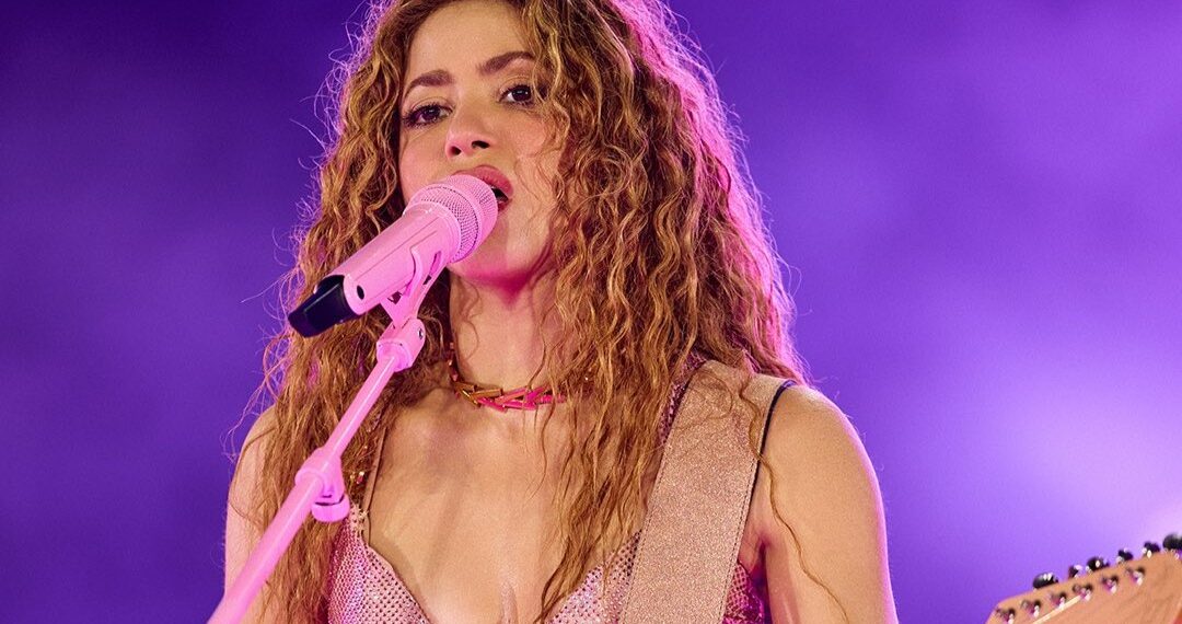 La cantante colombiana tuvo gran éxito en Brasil, pero este malestar de salud comprometió el buen avance de la gira por la Américas. (@Shakira)