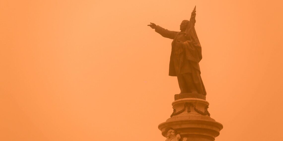 Nuevamente en Ciudad Juárez y El Paso registraron una tormenta de arena con rachas de viento de hasta 100 km/h. (CARLOS SÁNCHEZ COLUNGA/CUARTOSCURO.COM)