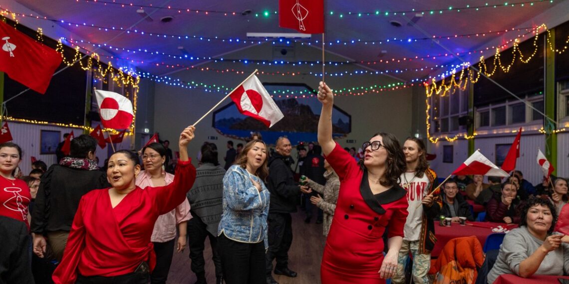 Groenlandia tiene elecciones en medio de una discusión e injerencias de otras potencias en su territorio.  (Photo by Odd ANDERSEN / AFP)