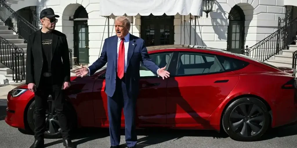 Trump Tesla El Salvador
