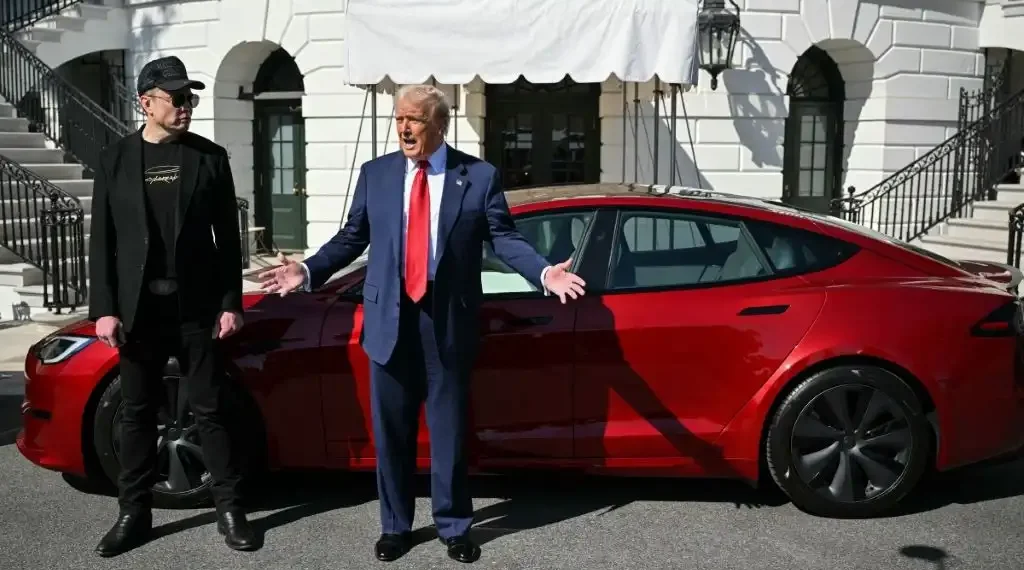 Trump Tesla El Salvador