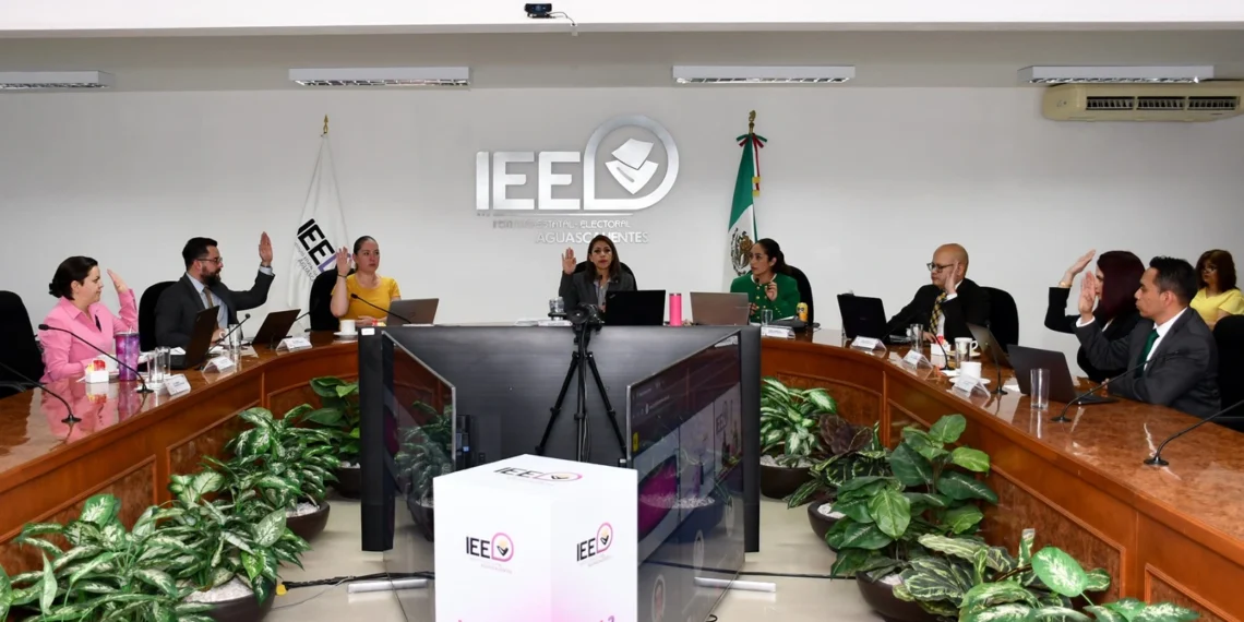 En medio de críticas al proceso, aprueba IEE candidaturas para elección judicial local