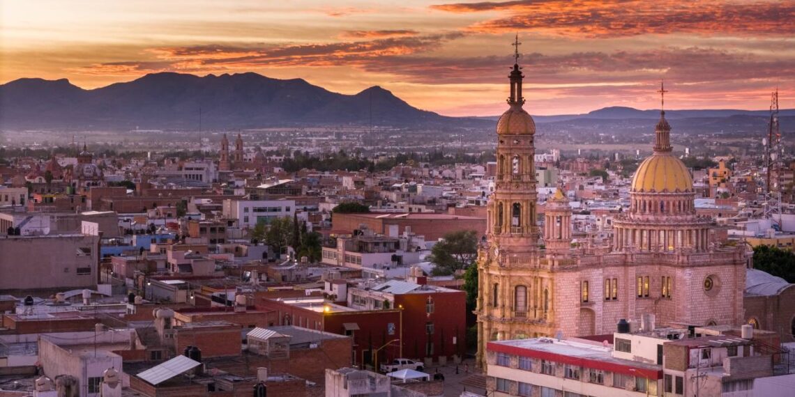 Vista de la ciudad de Aguascalientes. Estados con industria íntimamente ligada con las exportaciones a Estados Unidos son sumamente vulnerables. (Cortesía)