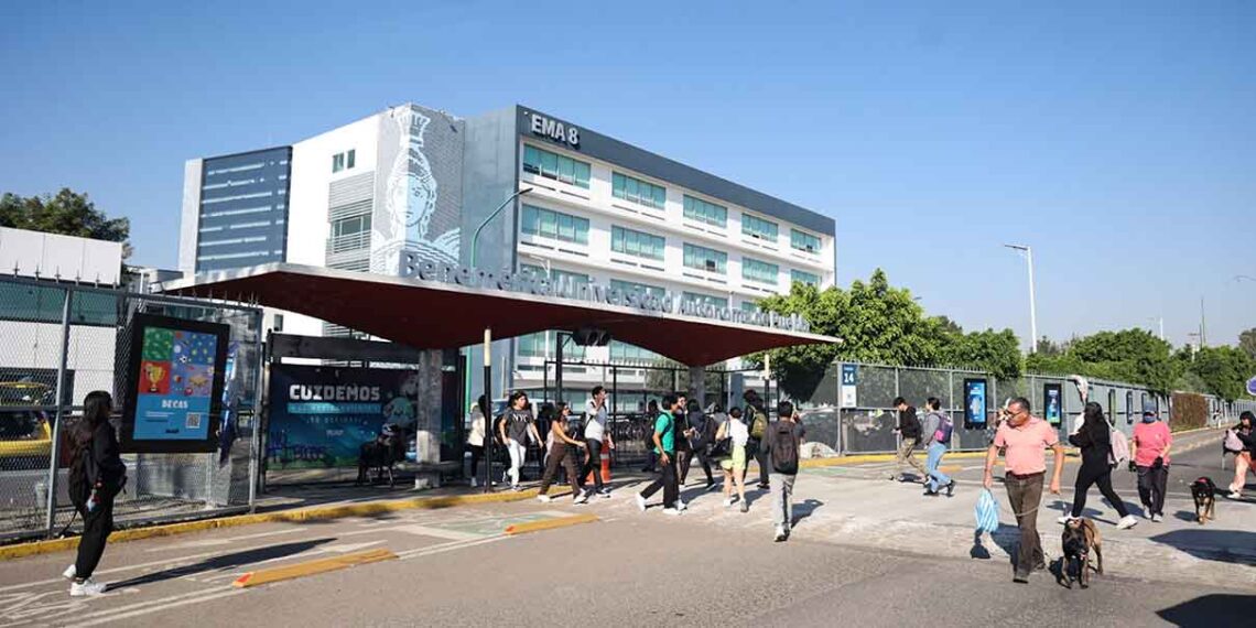 ¡Estudia en la BUAP! Abierta la convocatoria 2025 para preparatorias y licenciaturas