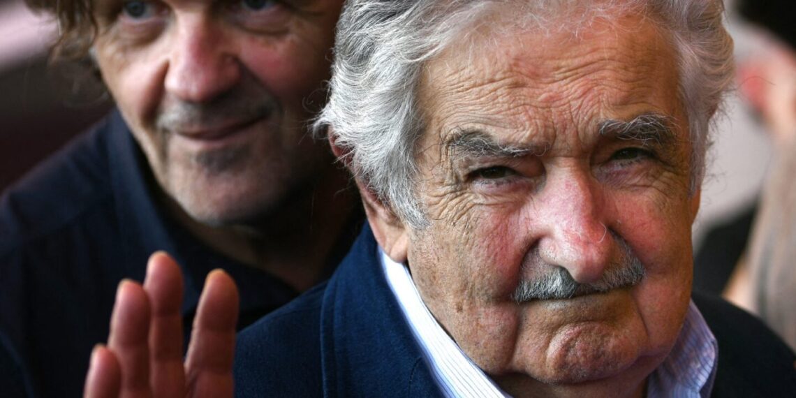 José "Pepe" Mujica fue un icono de la austeridad gubernamental implementada en Uruguay . (Photo by Filippo MONTEFORTE / AFP)