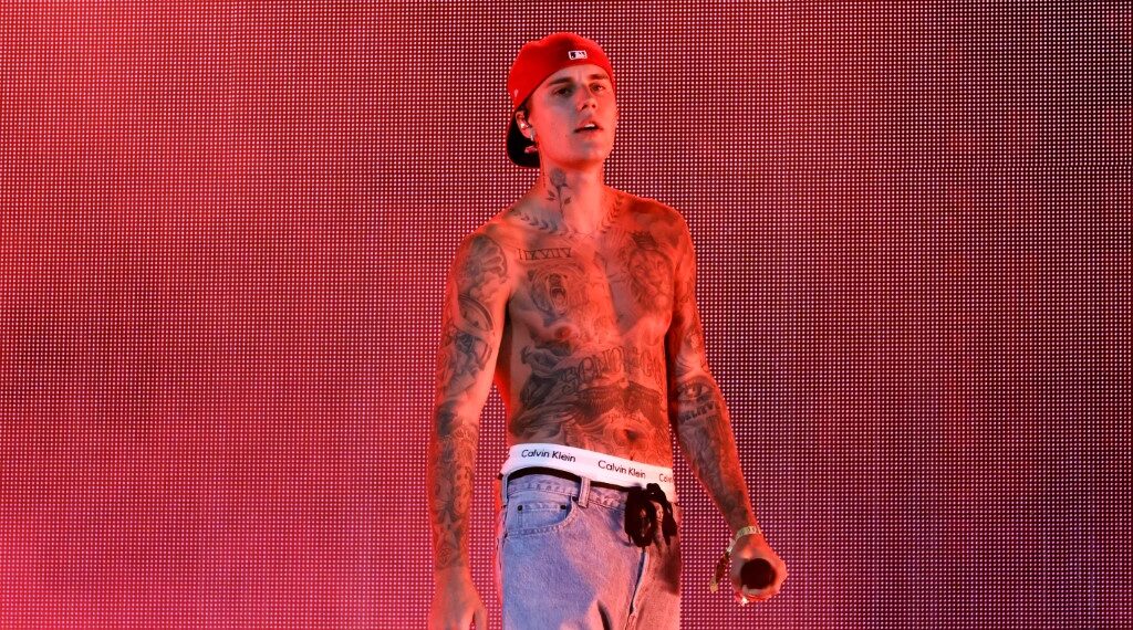 Justin Bieber se convirtió en una estrella globall que facturaba millones de dólares en todo el mundo.(Photo by KEVIN WINTER / GETTY IMAGES NORTH AMERICA / Getty Images via AFP)