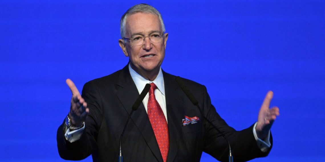 Ricardo Salinas Pliego, presidente de Grupo Salinas, ha mantenido una postura dura contra los gobiernos morenistas. (Photo by JUAN MABROMATA / AFP)
