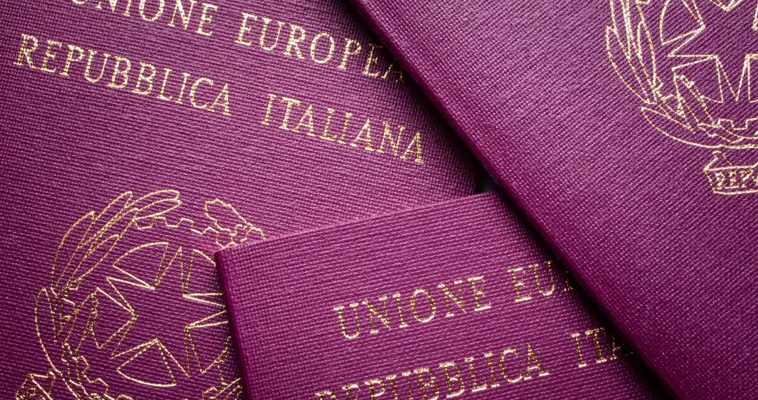 Las nuevas reglas para ser ciudadano italiano por derecho consanguíneo afecta a estadounidenses, argentinos y brasileños. (AdobeStock)