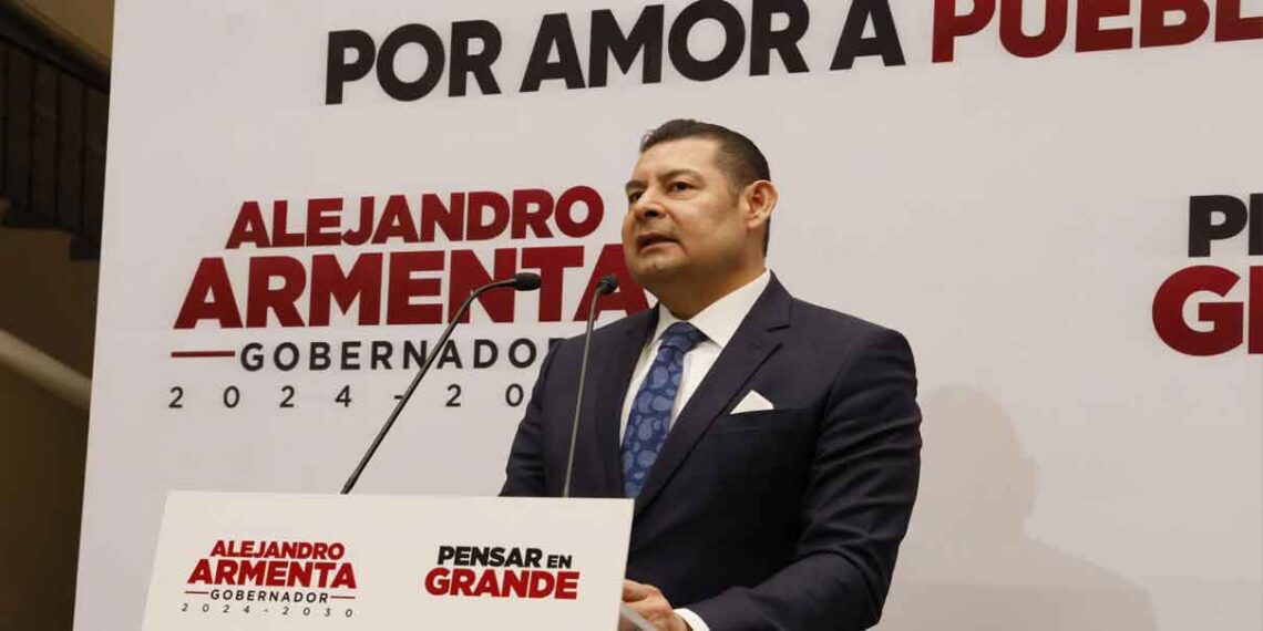 Armenta reorganiza su gabinete y designa nuevos funcionarios