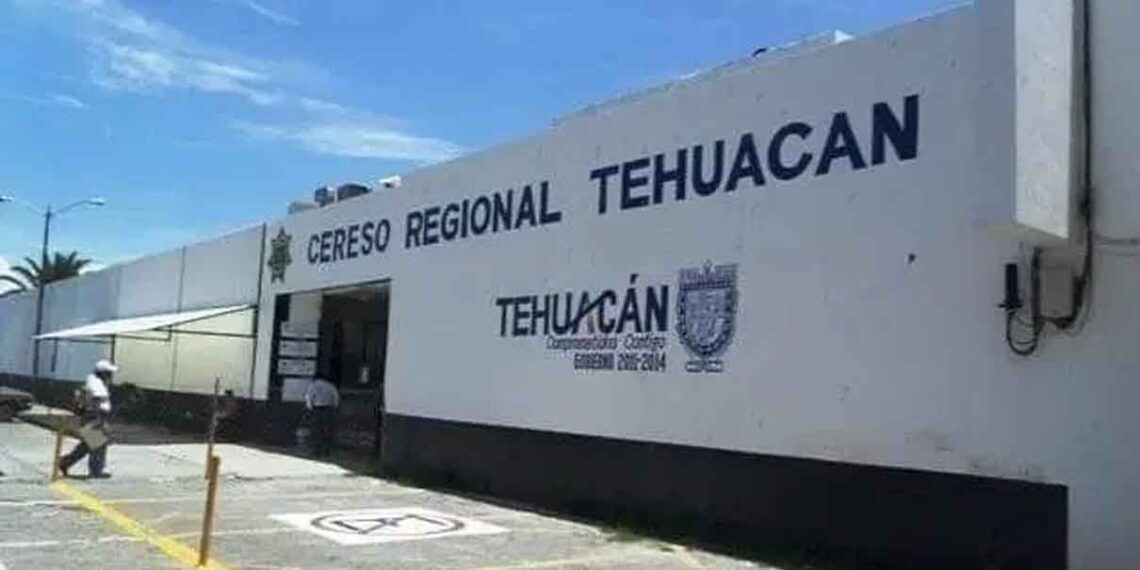 Autoridades limpian penal de Tehuacán: incautan televisores, bocinas y objetos prohibidos