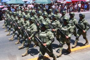 Miles celebran con fervor el aniversario de la Batalla de Puebla