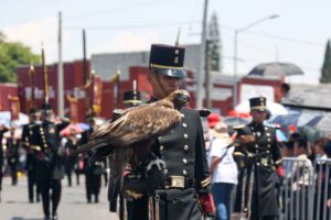 Miles celebran con fervor el aniversario de la Batalla de Puebla