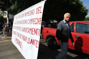 Ejidatarios cierran Valsequillo y Las Torres; conflicto agrario deja varados a usuarios del RUTA