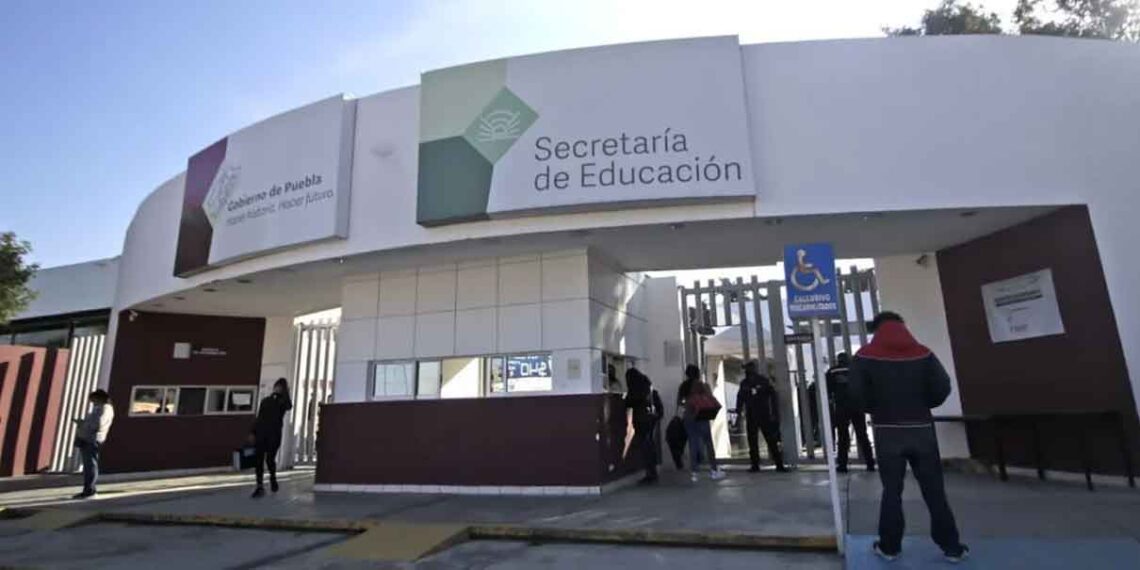 Por actos de corrupción, CAPCEE será absorbido por la SEP