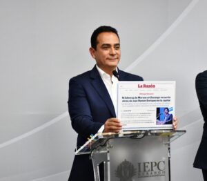 Toño debate Durango