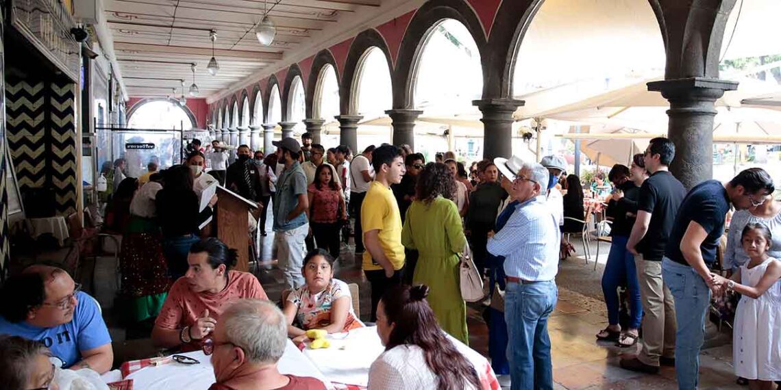 Restaurantes en Puebla anticipan lleno total por el Día de las madres