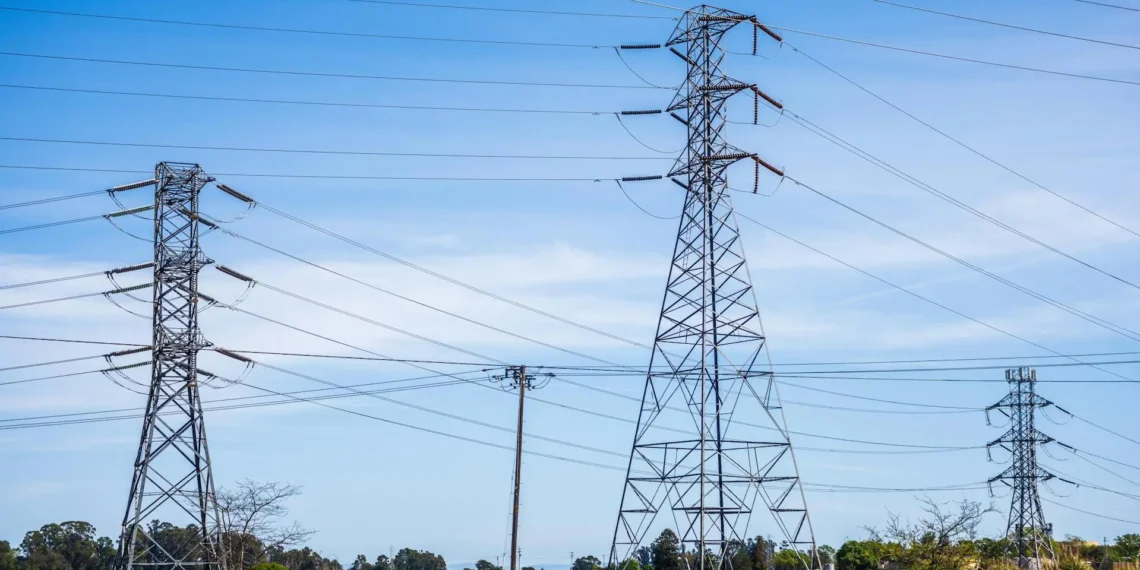 Prevén próximos apagones por alto consumo de energía en medio de olas de calor