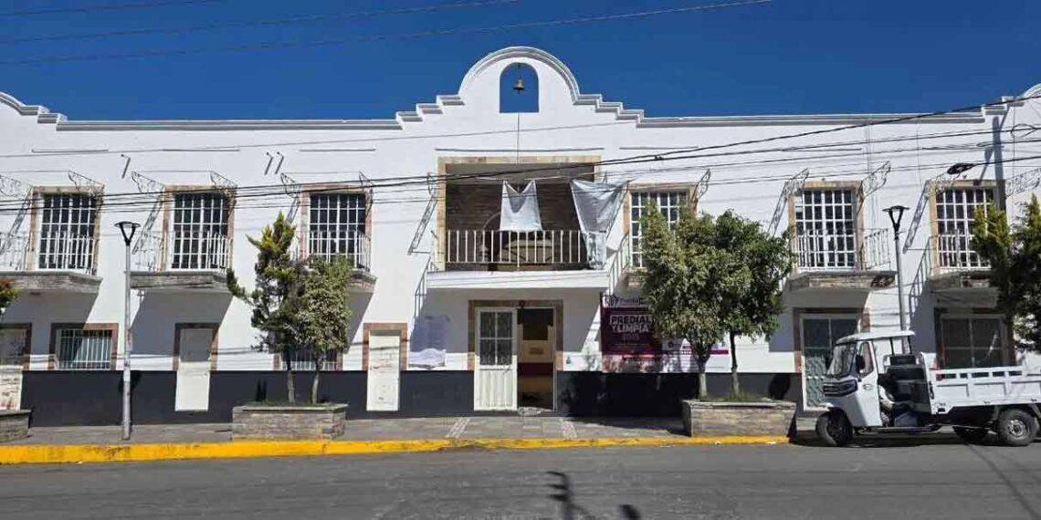 Armenta impulsa municipalización de Totimehuacan en Puebla