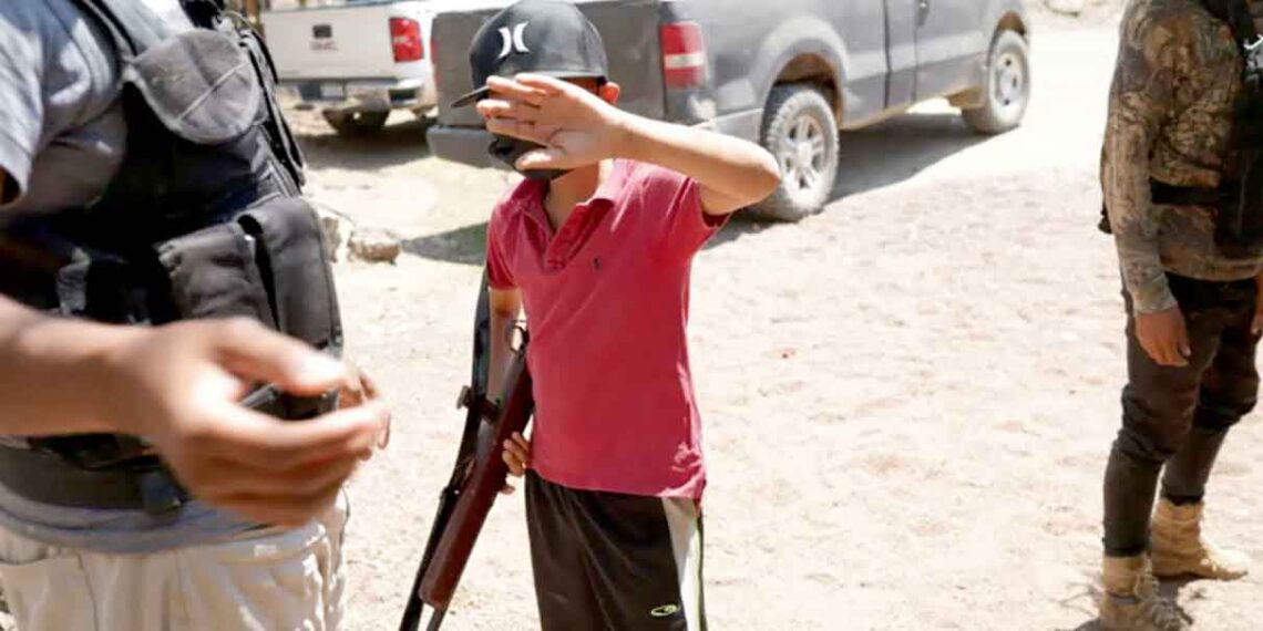Proponen elevar de 5 a 10 años la pena por halconeo con uso de menores