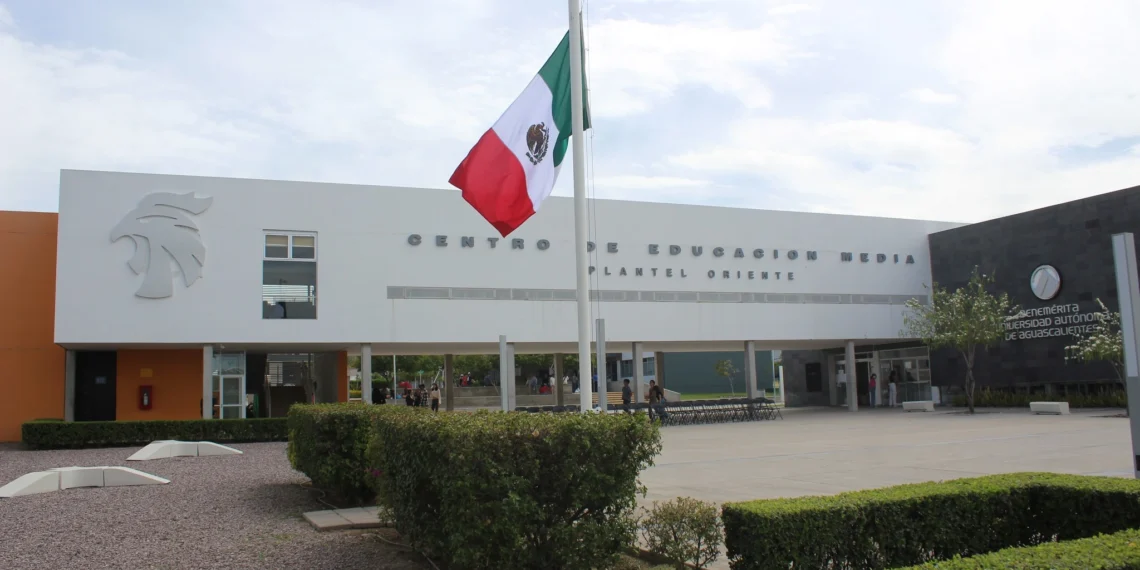 Confirman nuevo plantel de BachUAA en Asientos