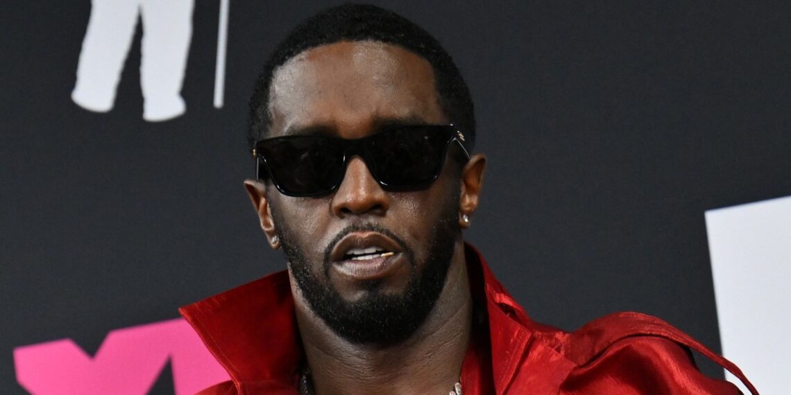 Sean "Diddy" Combs enfrentó un juicio en el que pudo enfrentar la cadena perpetua. (Photo by ANGELA WEISS / AFP)