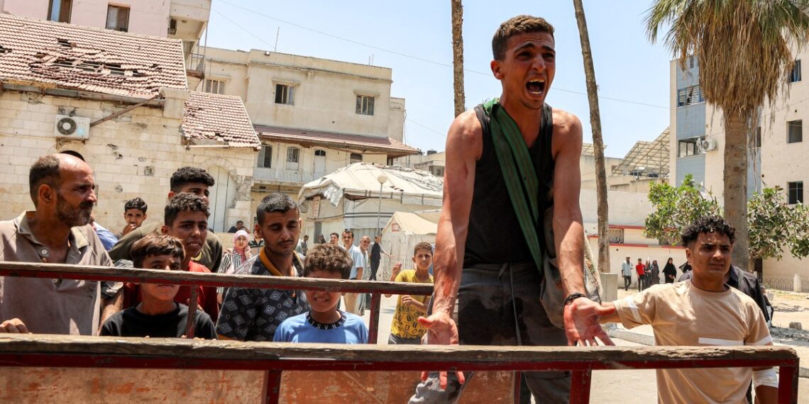 Más de 57,000 victimas palestinas ha cobrado la invasión israelí en Gaza. (Photo by Omar AL-QATTAA / AFP)