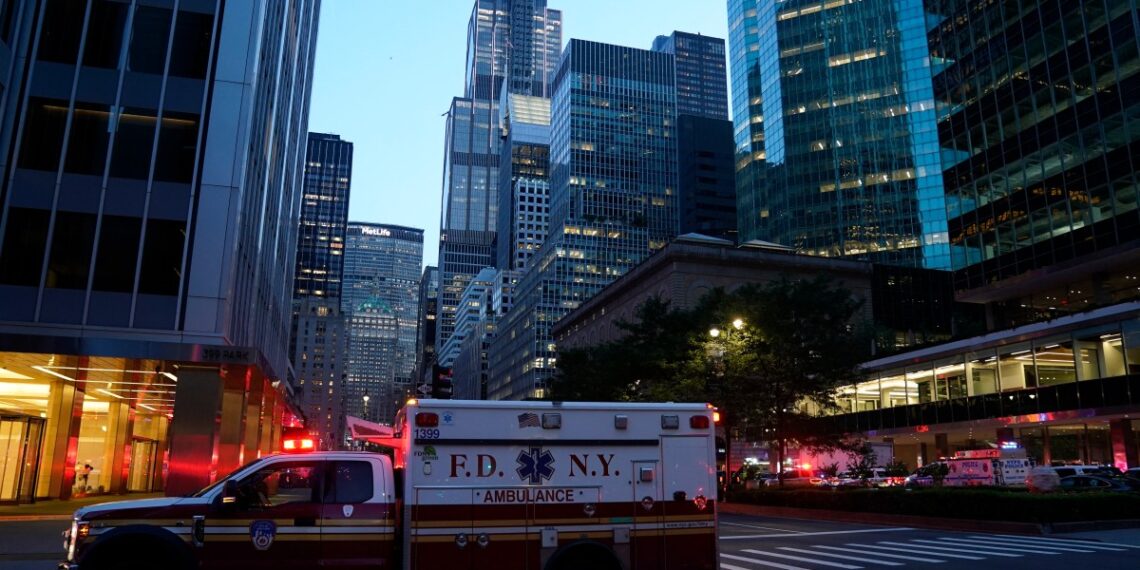 El tiroteo cobró la vida de cuatro personas en pleno Manhattan. (Photo by TIMOTHY A. CLARY / AFP)