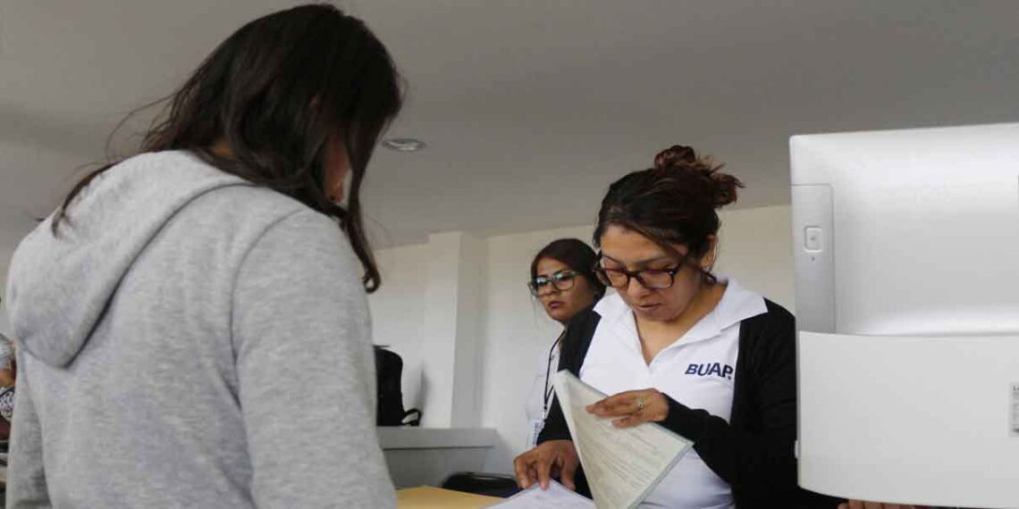 BUAP ofrece 10 mil espacios con becas en escuelas incorporadas