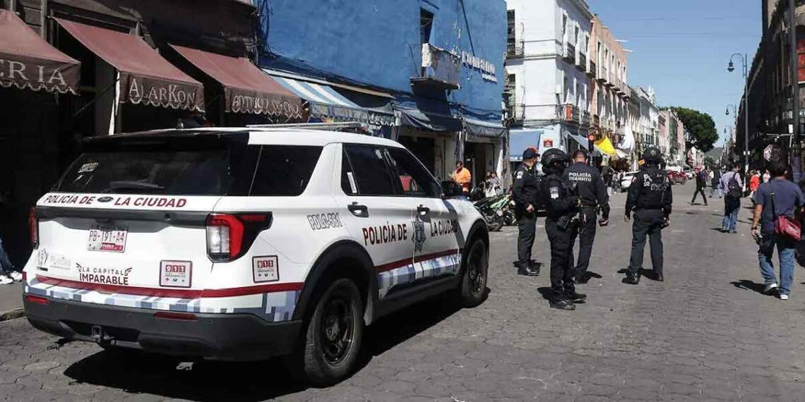 Cuatro denuncias tras choque entre ambulantes en Puebla