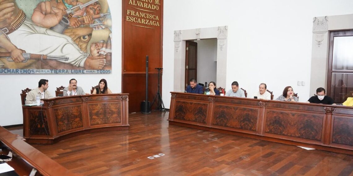 Aprueban reglamento vial Durango